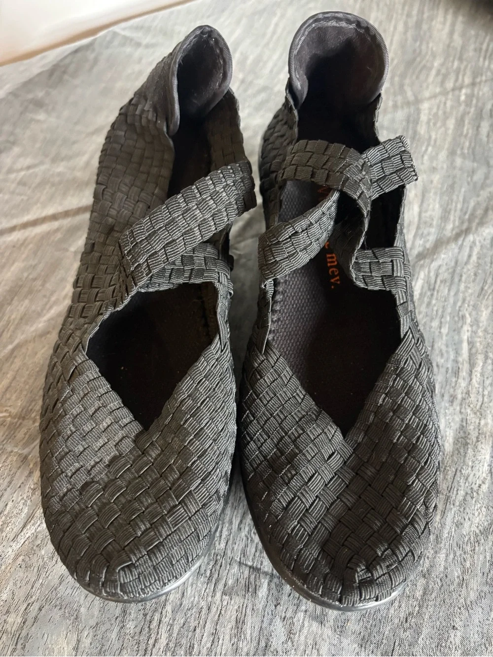 Bernie Mev Lulia Black Woven Elastic Wedge Shoes Euro 40 US 9.5 Comfort Vegan
